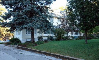 534 42nd St in Des Moines, IA - Building Photo