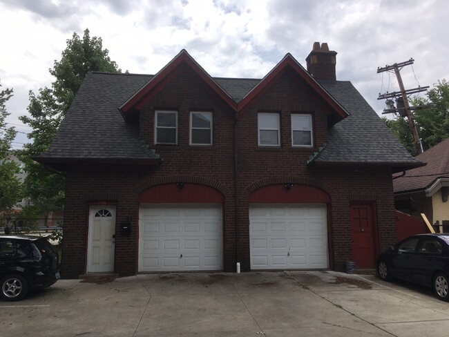 property at 11016 Magnolia Dr