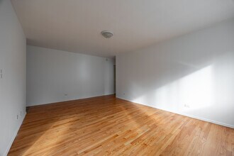 6250 N Kenmore Ave in Chicago, IL - Building Photo - Building Photo