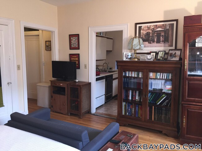 property at 1091 Boylston St