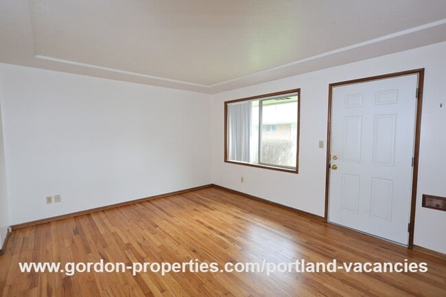 1171 NE 65th Ave in Portland, OR - Building Photo - Building Photo