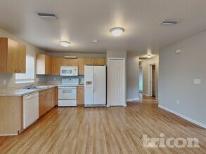 2835 31st Ave E, Unit C in Bradenton, FL - Building Photo - Building Photo