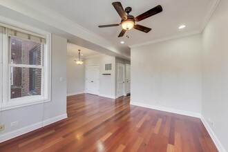 4331 N Sacramento Ave in Chicago, IL - Building Photo - Building Photo