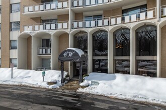 Continental West Condominium in Rocky River, OH - Building Photo - Building Photo