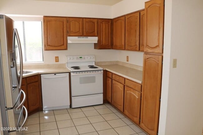 9690 N Donegal Pl in Tucson, AZ - Building Photo - Building Photo