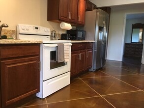 540 Kumulani Dr, Unit #B Studio in Kihei, HI - Building Photo - Building Photo