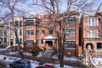 630-632 W Oakdale Ave in Chicago, IL - Building Photo - Building Photo