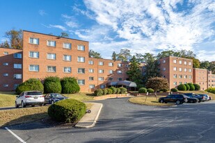 Thayer Terrace in Silver Spring, MD - Building Photo