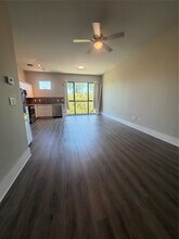 2727 Houston Ave in Houston, TX - Foto de edificio - Building Photo