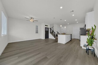 17125 White Acer Wy in Houston, TX - Building Photo - Building Photo