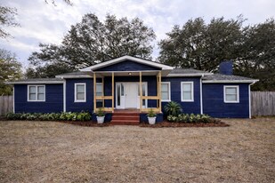 601 Tupelo Trail in Hinesville, GA - Building Photo
