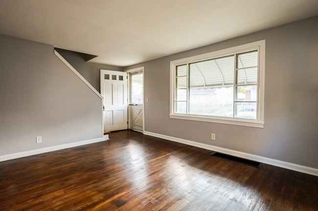 1130 Ardmore Ave SW in Canton, OH - Building Photo - Building Photo