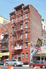 211 Madison St in New York, NY - Building Photo - Primary Photo