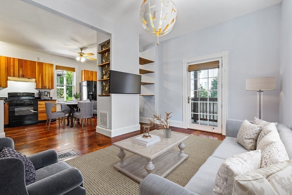 100 Paul Gore St in Boston, MA - Building Photo