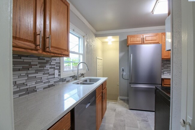 216 Armistead Ave in Richland, WA - Building Photo - Building Photo