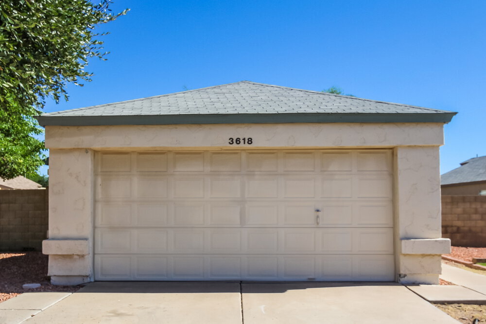 3618 W Creedance Blvd in Glendale, AZ - Building Photo