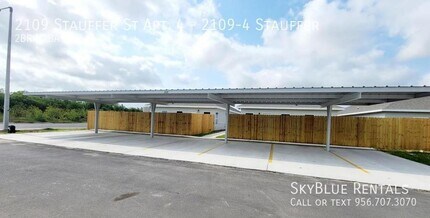 2109 Stauffers St in Weslaco, TX - Building Photo - Building Photo