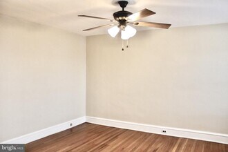 7241 Cottage St in Philadelphia, PA - Building Photo - Building Photo