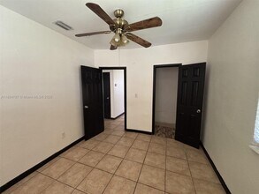 1926 NW 84th St in Miami, FL - Building Photo - Building Photo