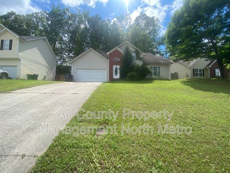 5210 Gable Ridge Way in Sugar Hill, GA - Building Photo