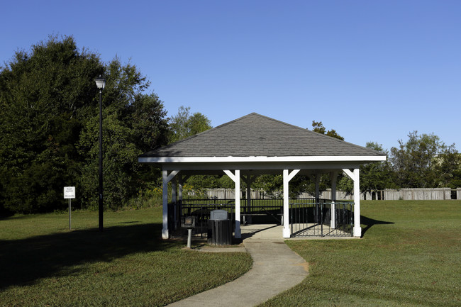 Savannah Park in Foley, AL - Building Photo - Building Photo