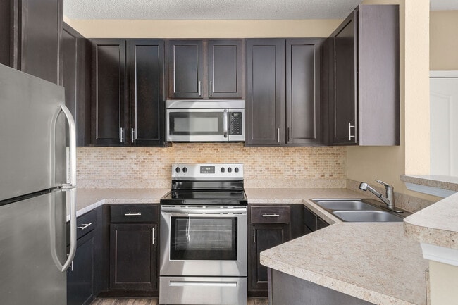 Chattahoochee Ridge in Sandy Springs, GA - Building Photo - Building Photo