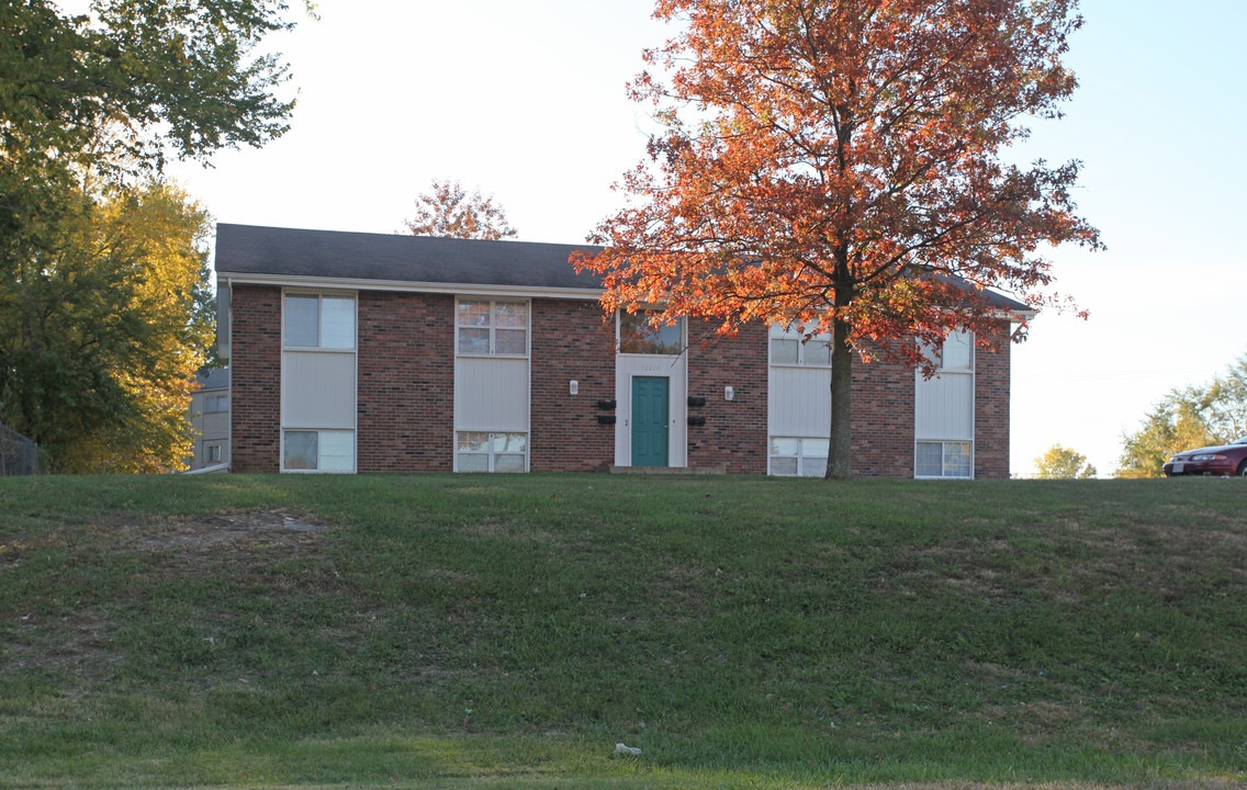 12619-12623 Blue Ridge Blvd in Grandview, MO - Foto de edificio