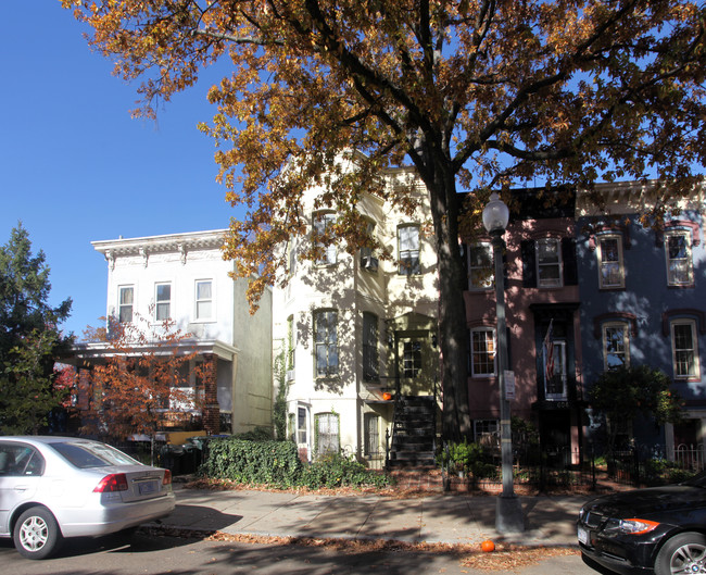 602 E St SE in Washington, DC - Foto de edificio - Building Photo