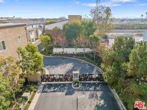 1558 W Artesia Square in Gardena, CA - Building Photo - Building Photo