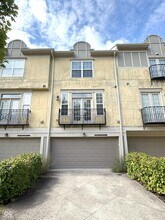 949 Junction Pl in Indianapolis, IN - Building Photo - Building Photo