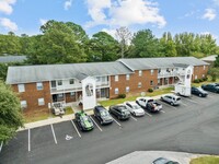 Caldwell Court in Greenville, NC - Foto de edificio - Building Photo