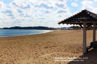 320 D St, Unit 348 in Boston, MA - Foto de edificio - Building Photo