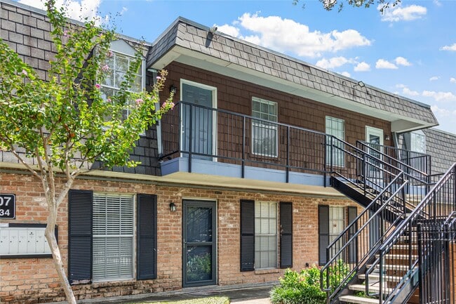 property at 9007 Gaylord Dr