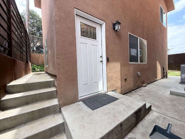 property at 3258 Dundas St