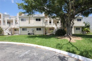 3413 NW 44th St in Lauderdale Lakes, FL - Building Photo