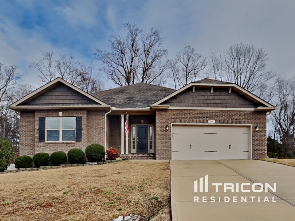 95 Longo Ln in Benson, NC - Building Photo