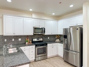 3317 E Wild Horse Privado in Ontario, CA - Building Photo - Building Photo