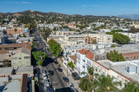 Chateau Los Feliz in Los Angeles, CA - Building Photo - Building Photo