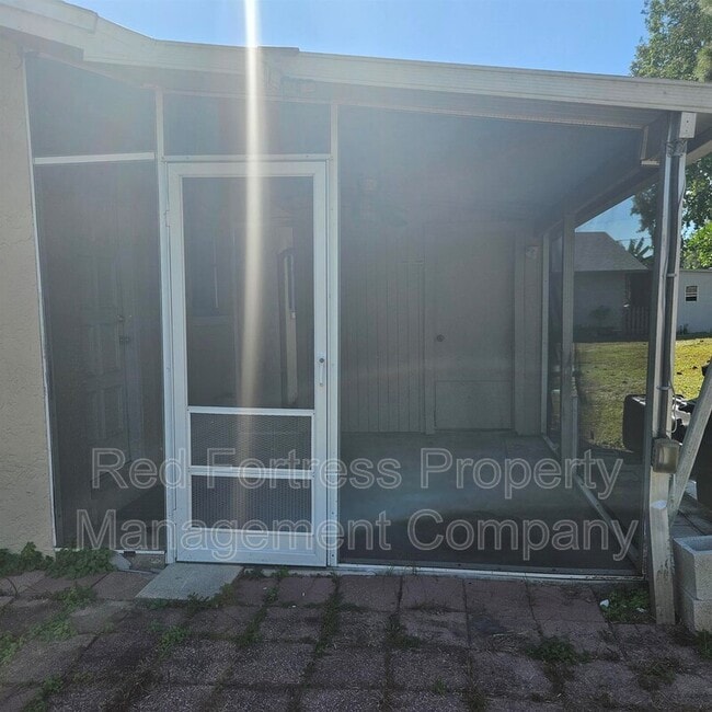 2175 Twin Brooks Rd in North Fort Myers, FL - Building Photo - Building Photo