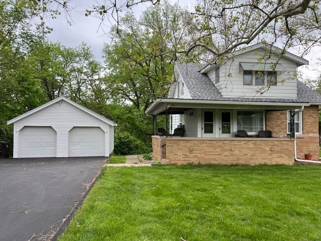 property at 5008 Knoxville Ave