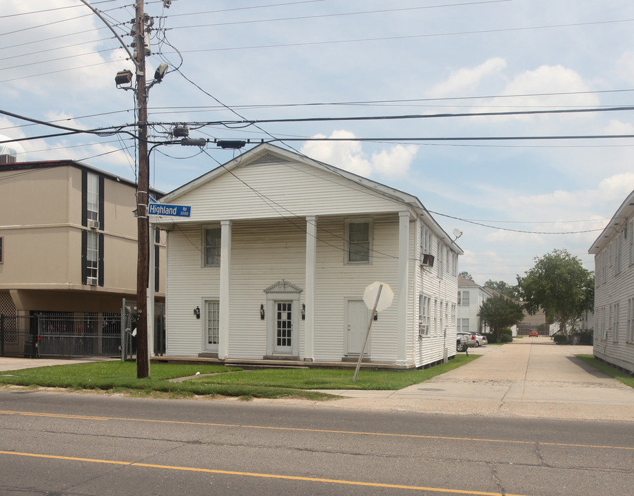 3029 Highland Rd in Baton Rouge, LA - Foto de edificio