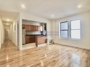 270 Fort Washington Ave in New York, NY - Building Photo - Building Photo