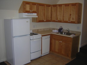 260 W 6th Ave, Unit 9 in Eugene, OR - Building Photo - Building Photo