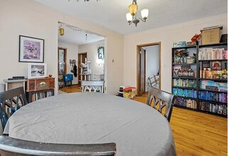 887 James Ave, Unit 887 James Ave #1 in St. Paul, MN - Building Photo - Building Photo