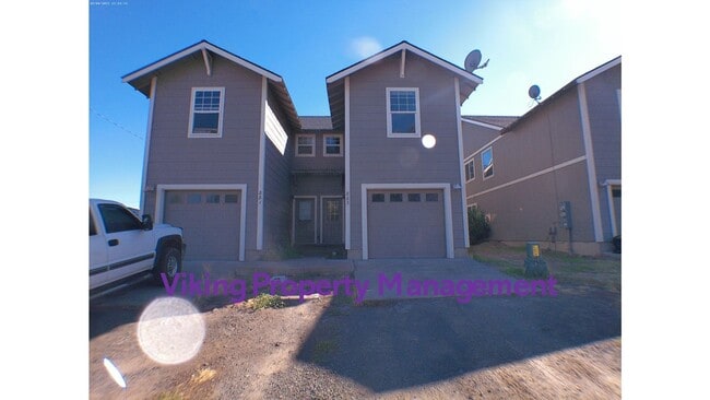 property at 881-883 SW 2nd St