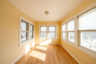 283 S Saratoga St in St. Paul, MN - Building Photo - Building Photo