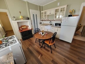 201 Clifton Ave in Newark, NJ - Building Photo - Building Photo