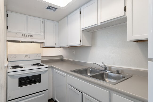 Paseo Park Apartments