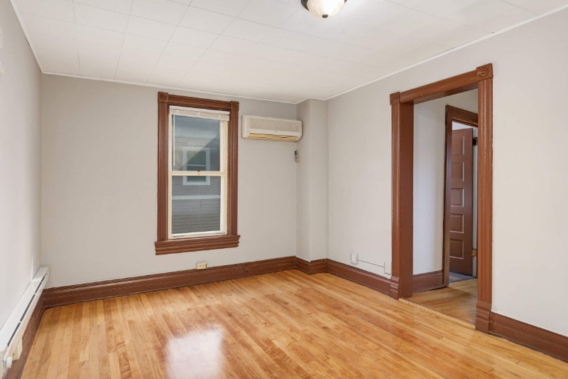 375 Erie St in St. Paul, MN - Building Photo