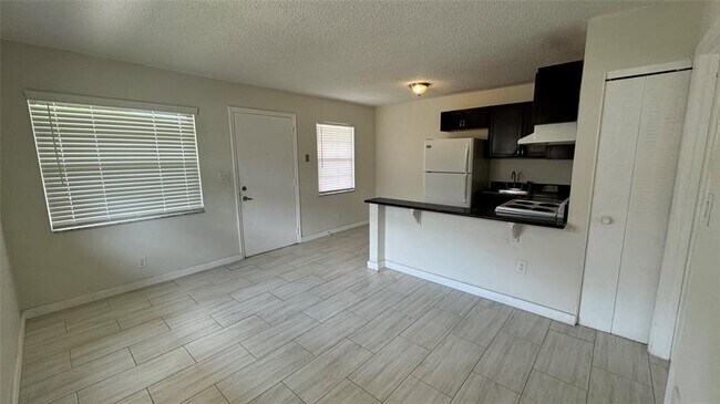 5150 NE 6th Ave in Fort Lauderdale, FL - Foto de edificio - Building Photo